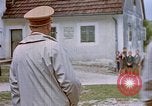 Image Adolf Hitler visites son enfance l'école Fischlham Autriche, 1938, de la seconde 13 séquences d'archives historiques vidéo 65675048103