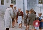 Image Adolf Hitler visites son enfance l'école Fischlham Autriche, 1938, de la seconde 29 séquences d'archives historiques vidéo 65675048103