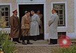Image Adolf Hitler visites son enfance l'école Fischlham Autriche, 1938, de la seconde 58 séquences d'archives historiques vidéo 65675048103