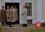 Image Adolf Hitler visites son enfance l'école Fischlham Autriche, 1938, de la seconde 59 séquences d'archives historiques vidéo 65675048103