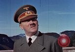 Standbild Adolf Hitler am Berghof Bayern Deutschland, 1940, aus Sekunde 59 historischem Filmmaterial Videoclip 65675048104