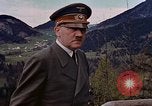 Standbild Adolf Hitler Berchtesgaden Deutschland, 1940, aus Sekunde 14 historischem Filmmaterial Videoclip 65675048106