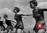 Immagine di A calisthenics 1936 Olimpiadi cerimonia di apertura Berlino Germania, 1936, secondo 23 filmato di repertorio 65675048120