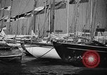 Immagine di Adolf Hitler osserva 1936 Olimpiadi regata Berlino Germania, 1936, secondo 38 filmato di repertorio 65675048121