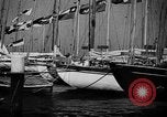Immagine di Adolf Hitler osserva 1936 Olimpiadi regata Berlino Germania, 1936, secondo 39 filmato di repertorio 65675048121