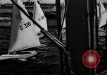 Immagine di Adolf Hitler osserva 1936 Olimpiadi regata Berlino Germania, 1936, secondo 44 filmato di repertorio 65675048121