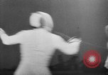 Standbild Fechten Veranstaltungen 1936 Olympics Berlin Deutschland, 1936, aus Sekunde 36 historischem Filmmaterial Videoclip 65675048123