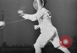 Standbild Fechten Veranstaltungen 1936 Olympics Berlin Deutschland, 1936, aus Sekunde 44 historischem Filmmaterial Videoclip 65675048123