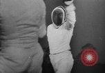 Standbild Fechten Veranstaltungen 1936 Olympics Berlin Deutschland, 1936, aus Sekunde 52 historischem Filmmaterial Videoclip 65675048123