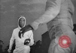 Standbild Fechten Veranstaltungen 1936 Olympics Berlin Deutschland, 1936, aus Sekunde 53 historischem Filmmaterial Videoclip 65675048123
