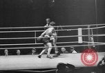 Standbild Schwergewicht Boxen in der Olympischen Spiele von 1936 Berlin Deutschland, 1936, aus Sekunde 19 historischem Filmmaterial Videoclip 65675048125