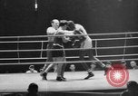 Standbild Schwergewicht Boxen in der Olympischen Spiele von 1936 Berlin Deutschland, 1936, aus Sekunde 35 historischem Filmmaterial Videoclip 65675048125