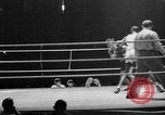 Standbild Schwergewicht Boxen in der Olympischen Spiele von 1936 Berlin Deutschland, 1936, aus Sekunde 52 historischem Filmmaterial Videoclip 65675048125