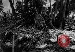 Standbild amerikanischen Marines Tarawa Gilbert Inseln, 1943, aus Sekunde 21 historischem Filmmaterial Videoclip 65675048149