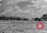 Standbild amerikanischen Marines Tarawa Gilbert Inseln, 1943, aus Sekunde 37 historischem Filmmaterial Videoclip 65675048149