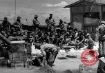 Standbild amerikanischen Marines Tarawa Gilbert Inseln, 1943, aus Sekunde 48 historischem Filmmaterial Videoclip 65675048149