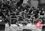 Standbild amerikanischen Marines Tarawa Gilbert Inseln, 1943, aus Sekunde 61 historischem Filmmaterial Videoclip 65675048149