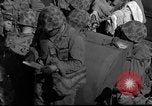 Immagine di Stati Uniti Marines Teatro pacifico, 1943, secondo 37 filmato di repertorio 65675048159