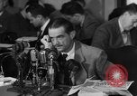 Standbild Howard Hughes Untersuchung der Kriegsgewinne United States USA, 1947, aus Sekunde 16 historischem Filmmaterial Videoclip 65675048187