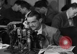 Standbild Howard Hughes Untersuchung der Kriegsgewinne United States USA, 1947, aus Sekunde 22 historischem Filmmaterial Videoclip 65675048187
