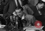 Standbild Howard Hughes Untersuchung der Kriegsgewinne United States USA, 1947, aus Sekunde 48 historischem Filmmaterial Videoclip 65675048187