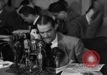 Standbild Howard Hughes Untersuchung der Kriegsgewinne United States USA, 1947, aus Sekunde 49 historischem Filmmaterial Videoclip 65675048187