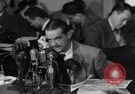 Standbild Howard Hughes Untersuchung der Kriegsgewinne United States USA, 1947, aus Sekunde 52 historischem Filmmaterial Videoclip 65675048187
