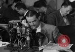 Standbild Howard Hughes Untersuchung der Kriegsgewinne United States USA, 1947, aus Sekunde 62 historischem Filmmaterial Videoclip 65675048187