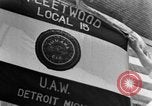 Standbild Von der Union gesponserte Reenactment über 1939 Tool and die Makers Union Streik Gegen General Motors Detroit Michigan USA, 1939, aus Sekunde 14 historischem Filmmaterial Videoclip 65675048193