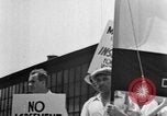 Standbild Von der Union gesponserte Reenactment über 1939 Tool and die Makers Union Streik Gegen General Motors Detroit Michigan USA, 1939, aus Sekunde 21 historischem Filmmaterial Videoclip 65675048193