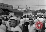 Standbild Von der Union gesponserte Reenactment über 1939 Tool and die Makers Union Streik Gegen General Motors Detroit Michigan USA, 1939, aus Sekunde 40 historischem Filmmaterial Videoclip 65675048193