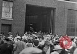 Standbild Von der Union gesponserte Reenactment über 1939 Tool and die Makers Union Streik Gegen General Motors Detroit Michigan USA, 1939, aus Sekunde 50 historischem Filmmaterial Videoclip 65675048193