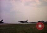 Image F 105D'AÉRONEFS Goldsboro North Carolina USA, 1966, de la seconde 21 séquences d'archives historiques vidéo 65675048197