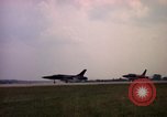 Image F 105D'AÉRONEFS Goldsboro North Carolina USA, 1966, de la seconde 24 séquences d'archives historiques vidéo 65675048197