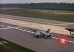 Image F 105D'AÉRONEFS Goldsboro North Carolina USA, 1966, de la seconde 44 séquences d'archives historiques vidéo 65675048197