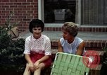 Standbild Garten Grill Goldsboro North Carolina USA, 1966, aus Sekunde 1 historischem Filmmaterial Videoclip 65675048198