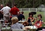 Standbild Garten Grill Goldsboro North Carolina USA, 1966, aus Sekunde 30 historischem Filmmaterial Videoclip 65675048198