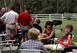 Standbild Garten Grill Goldsboro North Carolina USA, 1966, aus Sekunde 39 historischem Filmmaterial Videoclip 65675048198