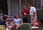 Standbild Garten Grill Goldsboro North Carolina USA, 1966, aus Sekunde 49 historischem Filmmaterial Videoclip 65675048198