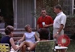 Standbild Garten Grill Goldsboro North Carolina USA, 1966, aus Sekunde 51 historischem Filmmaterial Videoclip 65675048198