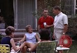 Standbild Garten Grill Goldsboro North Carolina USA, 1966, aus Sekunde 52 historischem Filmmaterial Videoclip 65675048198