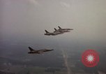 Standbild F 105D-Ebenen Goldsboro North Carolina USA, 1966, aus Sekunde 28 historischem Filmmaterial Videoclip 65675048199