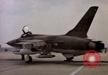 Standbild F 105D-Ebenen Goldsboro North Carolina USA, 1966, aus Sekunde 15 historischem Filmmaterial Videoclip 65675048200