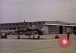 Standbild F 105D-Ebenen Goldsboro North Carolina USA, 1966, aus Sekunde 30 historischem Filmmaterial Videoclip 65675048200