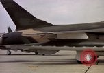 Standbild F 105D-Ebenen Goldsboro North Carolina USA, 1966, aus Sekunde 50 historischem Filmmaterial Videoclip 65675048200