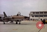Standbild F 105D-Ebenen Goldsboro North Carolina USA, 1966, aus Sekunde 56 historischem Filmmaterial Videoclip 65675048200