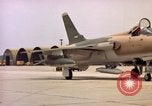 Standbild F 105D-Ebenen Goldsboro North Carolina USA, 1966, aus Sekunde 61 historischem Filmmaterial Videoclip 65675048200