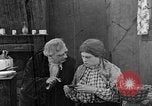Immagine di Dispositivi di sicurezza Gary Indiana USA, 1913, secondo 58 filmato di repertorio 65675048211