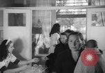 Standbild schwangere Frauen Spanien, 1942, aus Sekunde 42 historischem Filmmaterial Videoclip 65675048268