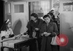 Standbild schwangere Frauen Spanien, 1942, aus Sekunde 54 historischem Filmmaterial Videoclip 65675048268